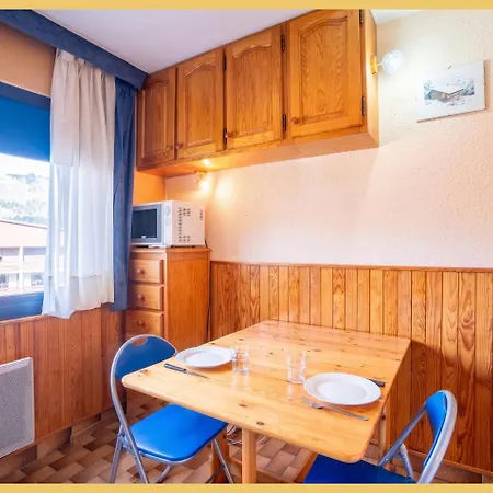 Appartement Le Chevaly I I *